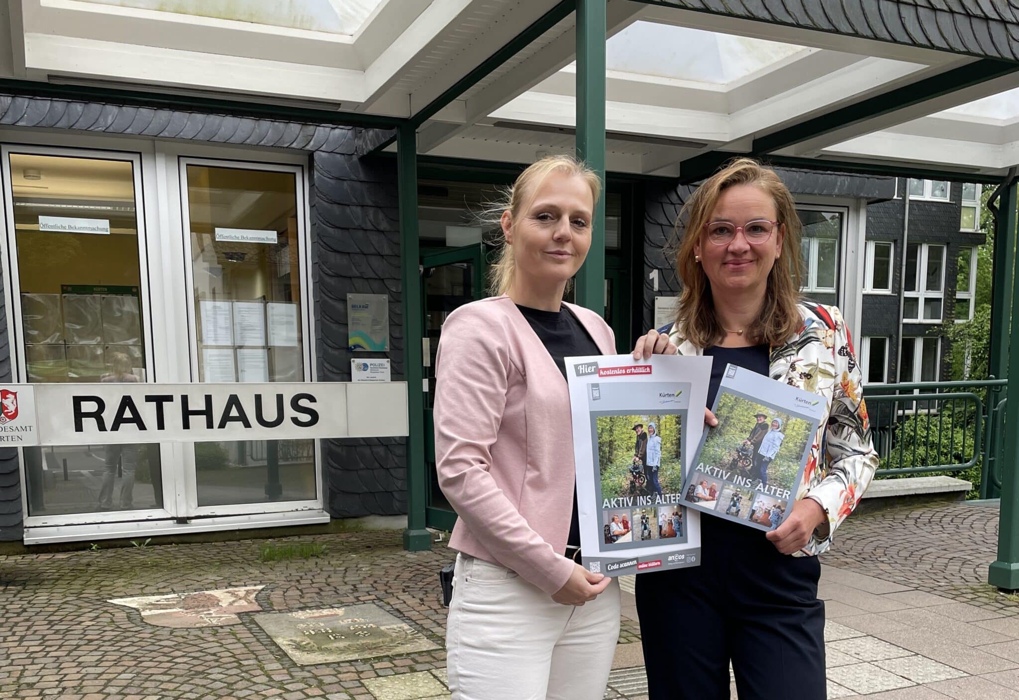 Foto Tania und Daniela Broschüre Fit ins Alter 2026_2